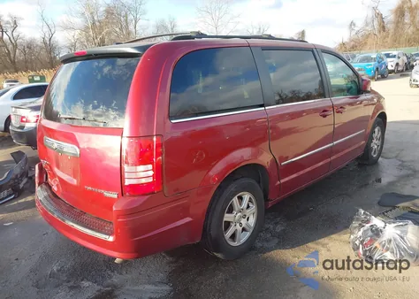 2010 Chrysler Town & Country Touring Plus from USA, damaged, VIN 2A4RR8DX6AR330679